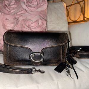 Coach Loved Leather Tabby 26